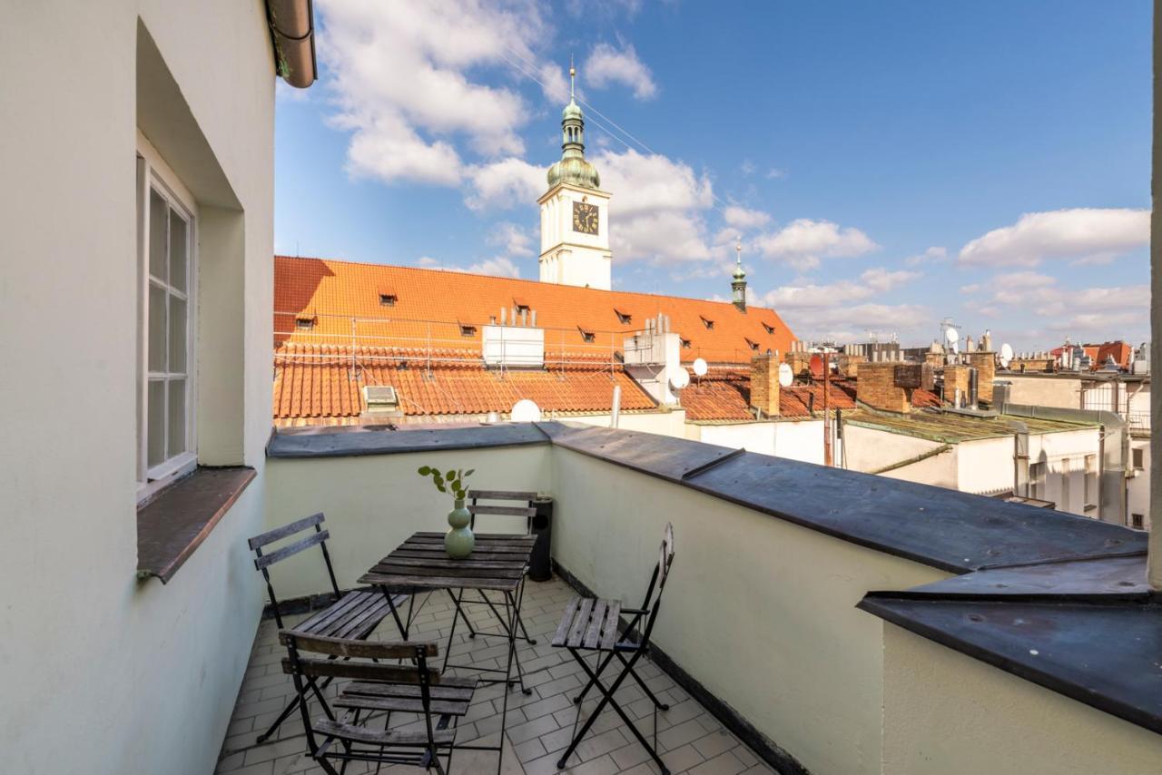 Stupartska - Tyn Church View Residence With Terrace Prag Exteriör bild